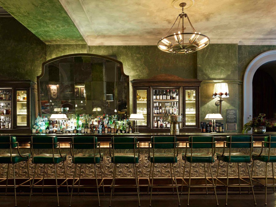 The Bar at Temple Court Decor