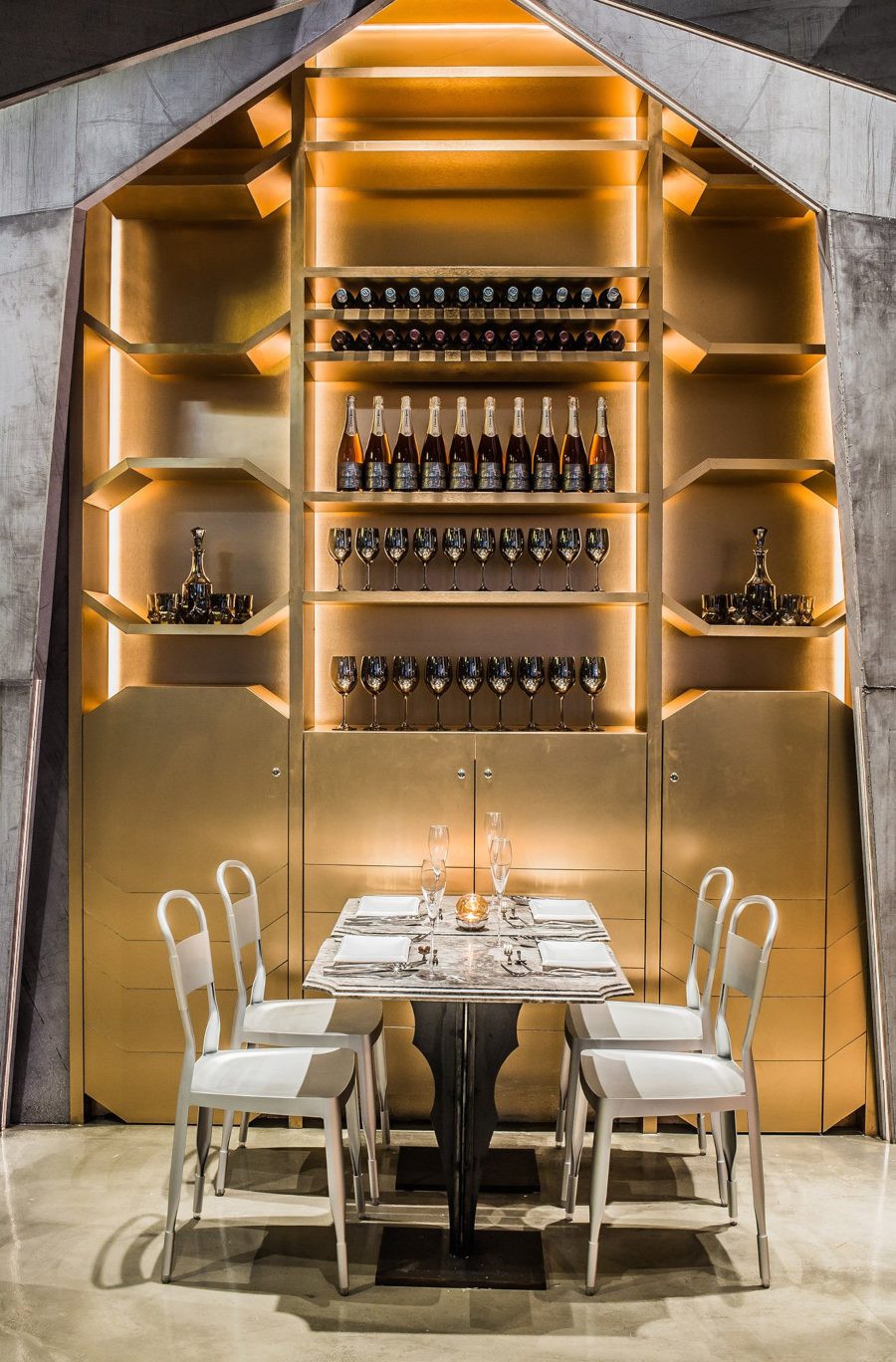 Futuristic Restaurant Design: Castello 4 by Michael Liu