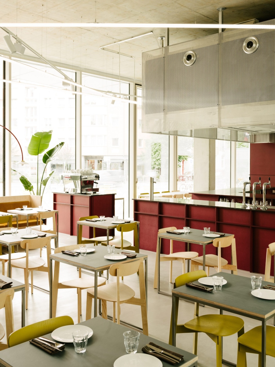 Remi Restaurant in Berlin by Ester Bruzkus Architekten